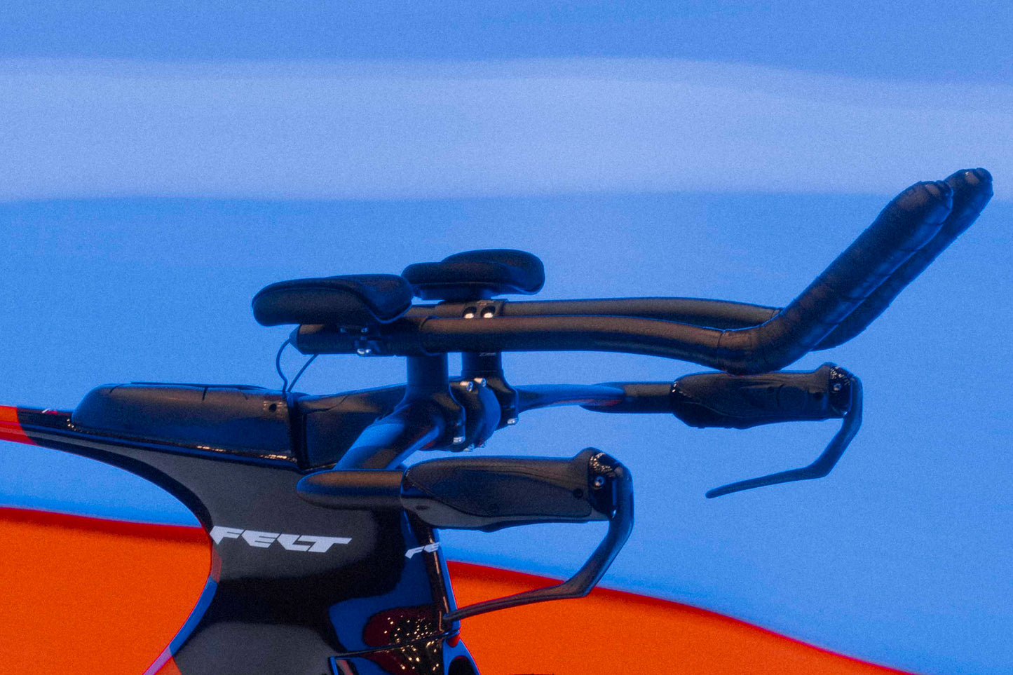 Bicicleta de Triatlón Felt IAx Advanced - SRAM Rival e-Tap AXS electrónico