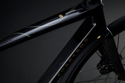 Cuadro de Bicicleta Chapter2 Toa: BLACK + UD W/ GOLD (KOURA)