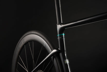 Cuadro de Bicicleta Chapter2 Koko: GLOSSY BLACK (Tuhua)