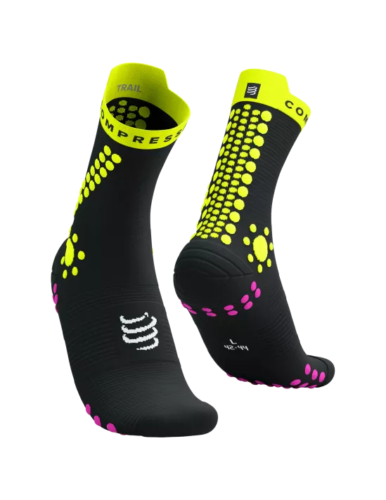 Calcetines de Trail Running medios Compressport Pro Racing Socks v4.0 Negro amarillo