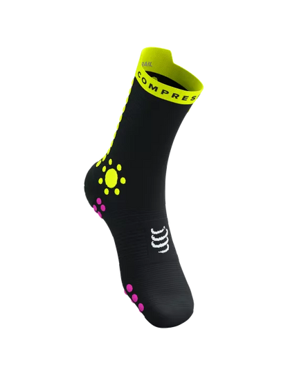 Calcetines de Trail Running medios Compressport Pro Racing Socks v4.0 Negro amarillo