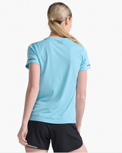 Polera de Running manga corta Mujer Aero -Celeste reflectante - 2XU